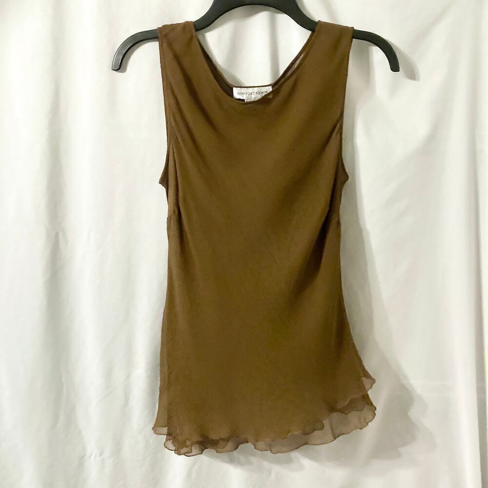 Newport News Women's Size 12 100% Silk Vintage Brown Top - Picture 2 of 9
